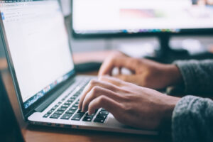 Scopri di più sull'articolo L’Impatto del Cinema sui Media Moderni